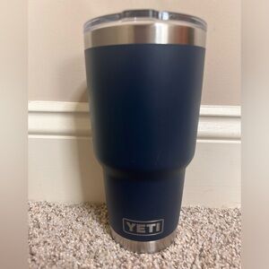 YETI ULine Branded travel coffee mug cup Navy Blue